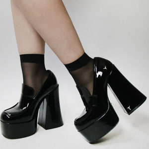 PATENT LEATHER CHUNKY PLATFORM LOAFER HEELS